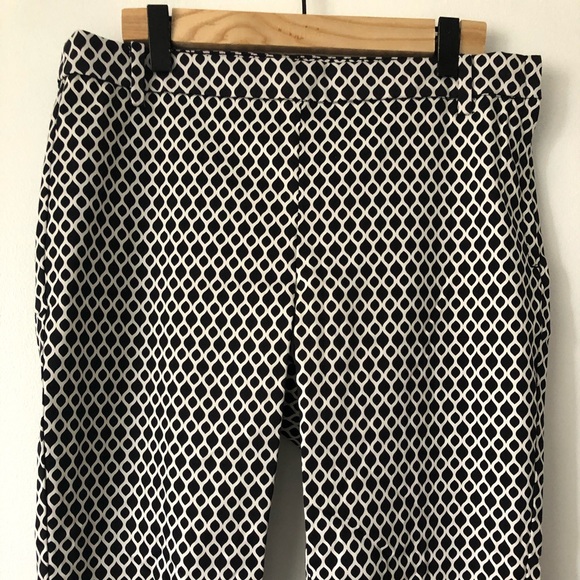 Brand new H&M women’s slacks black & white print - Picture 3 of 9